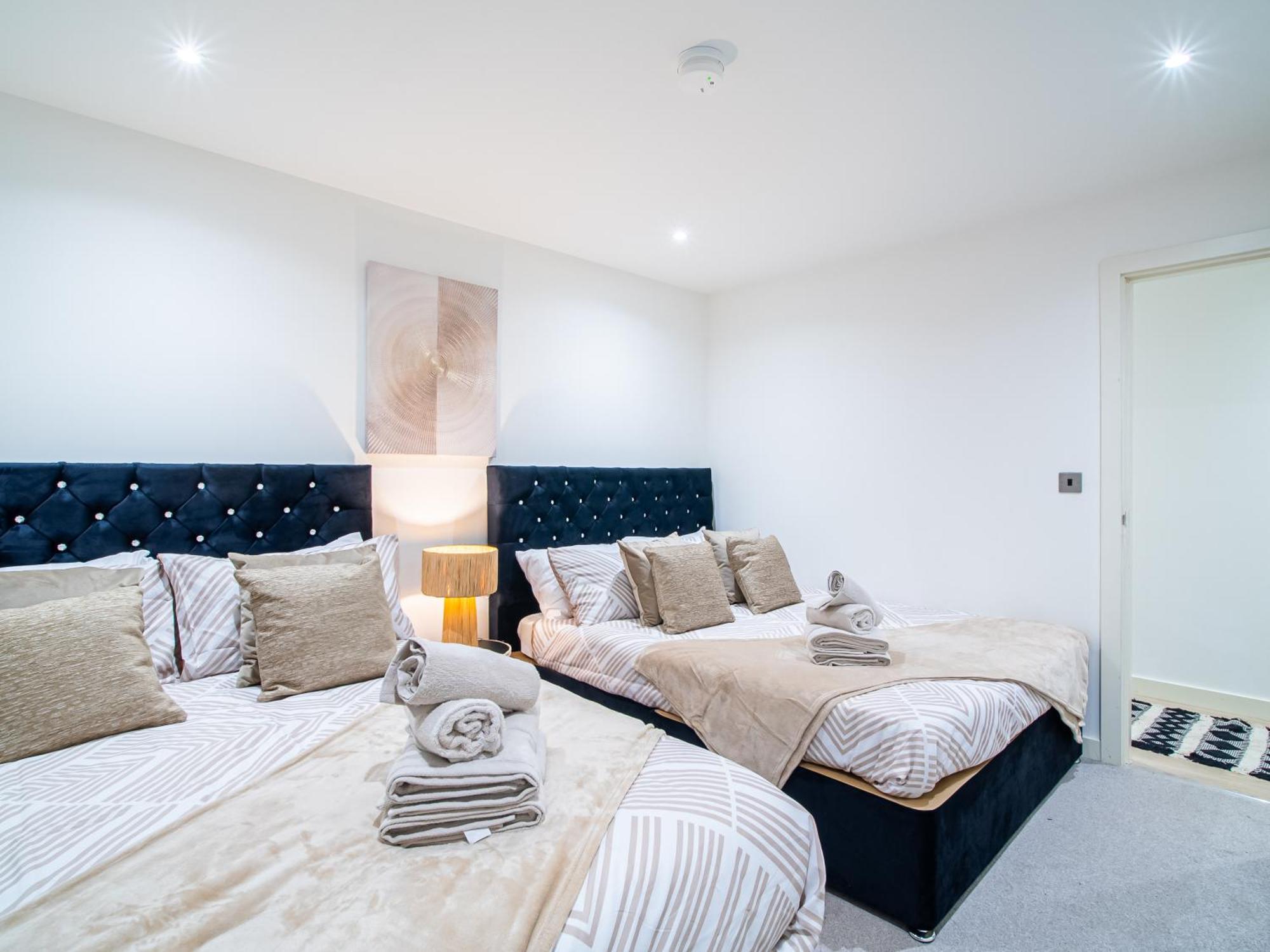 2-Bedroom With Breathtaking Views In Holmfirth Village, Huddersfield Luaran gambar